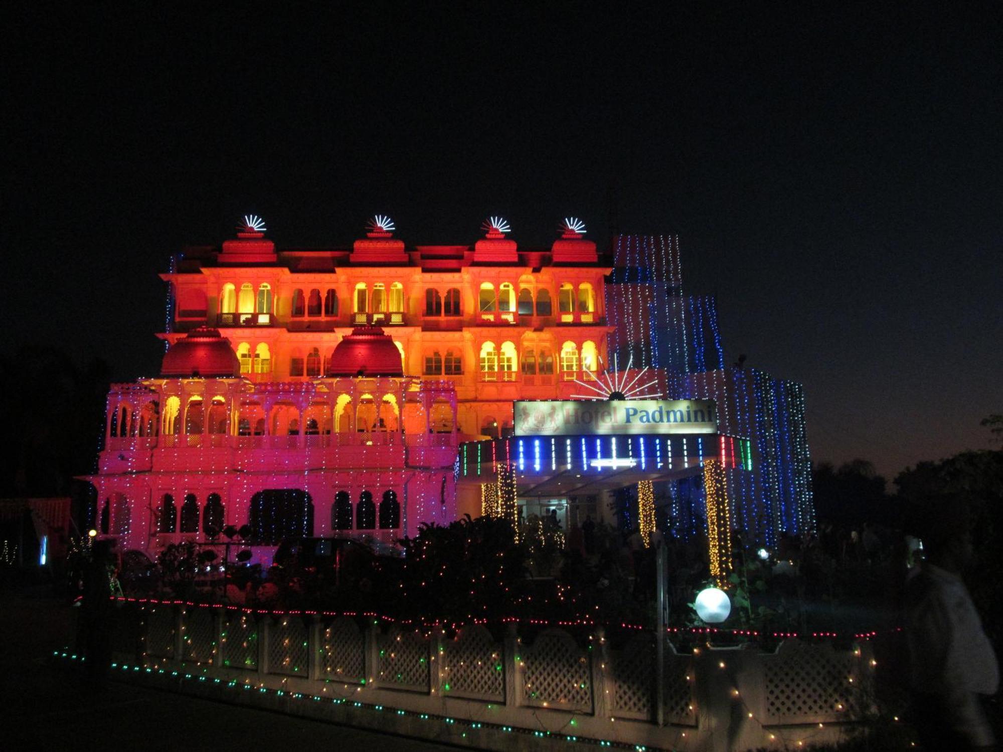 Hotel Padmini Chittorgarh Extérieur photo